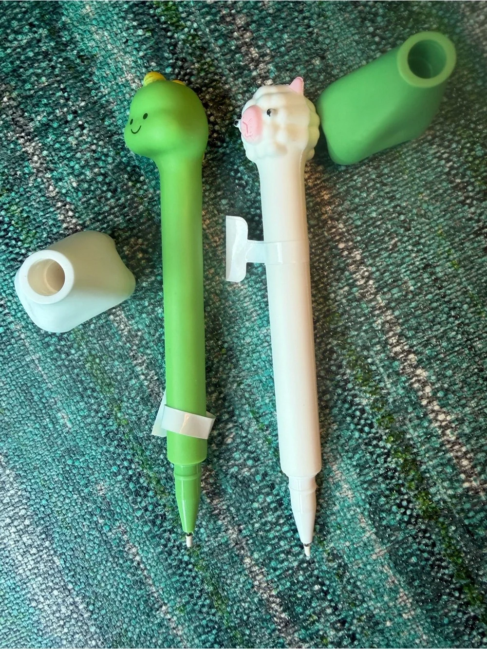 White Llama and Green Dinosaur Pens. They Stand Up. Black Ink. Fun!
